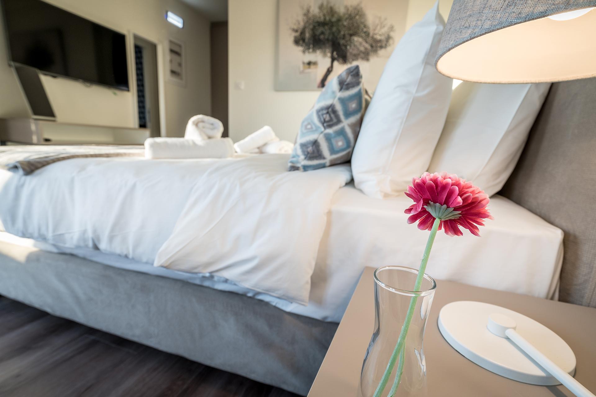 Urban Nest - Suites & Apartments Атина Екстериор снимка