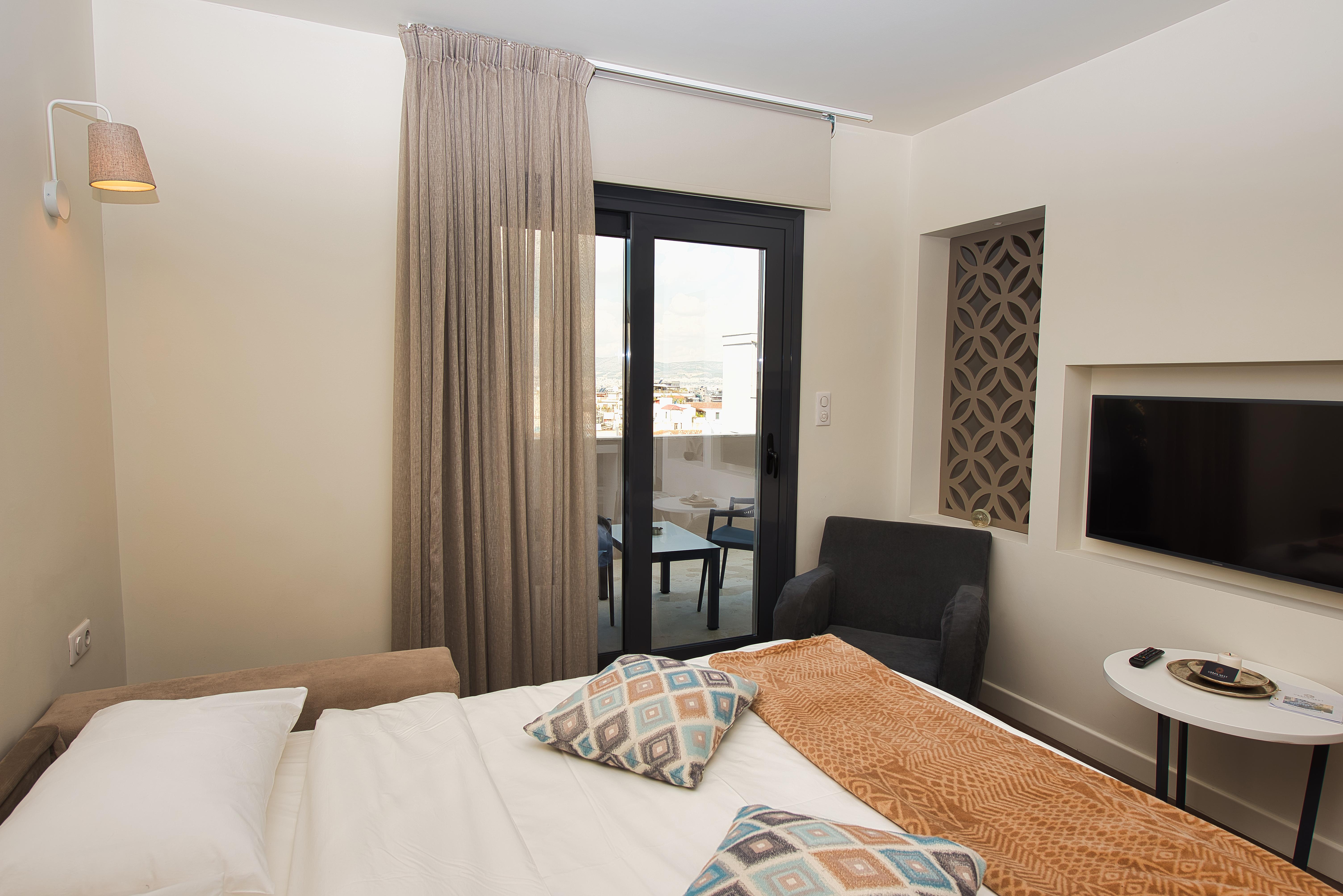 Urban Nest - Suites & Apartments Атина Екстериор снимка